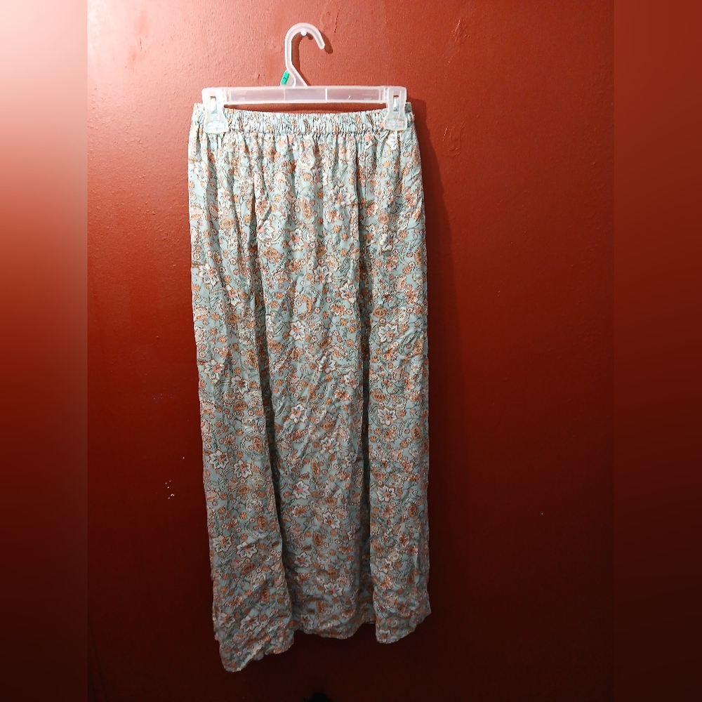 Floral Print Maxi Skirt - Picture 5 of 5